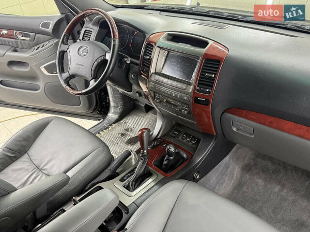 Черный Лексус ГХ, объемом двигателя 4.66 л и пробегом 50 тыс. км за 29500 $, фото 22 на Automoto.ua