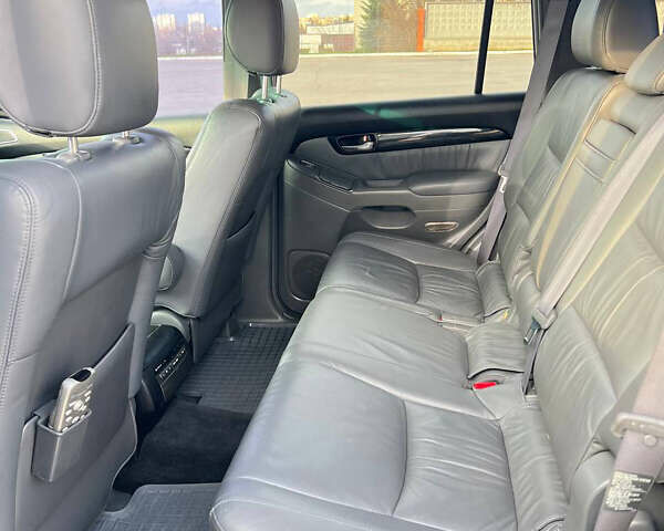 Черный Лексус ГХ, объемом двигателя 4.66 л и пробегом 190 тыс. км за 20500 $, фото 10 на Automoto.ua