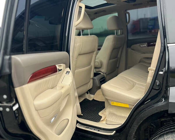 Чорний Лексус ГХ, об'ємом двигуна 4.66 л та пробігом 221 тис. км за 17300 $, фото 15 на Automoto.ua