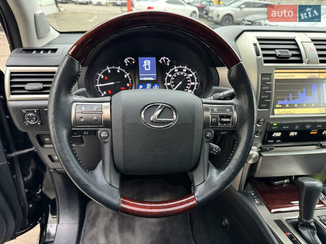 Чорний Лексус ГХ, об'ємом двигуна 4.61 л та пробігом 293 тис. км за 23999 $, фото 14 на Automoto.ua