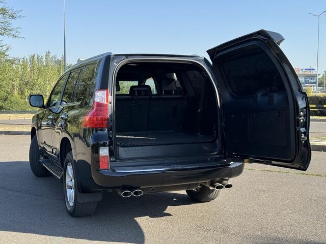 Чорний Лексус ГХ, об'ємом двигуна 4.6 л та пробігом 171 тис. км за 22500 $, фото 7 на Automoto.ua