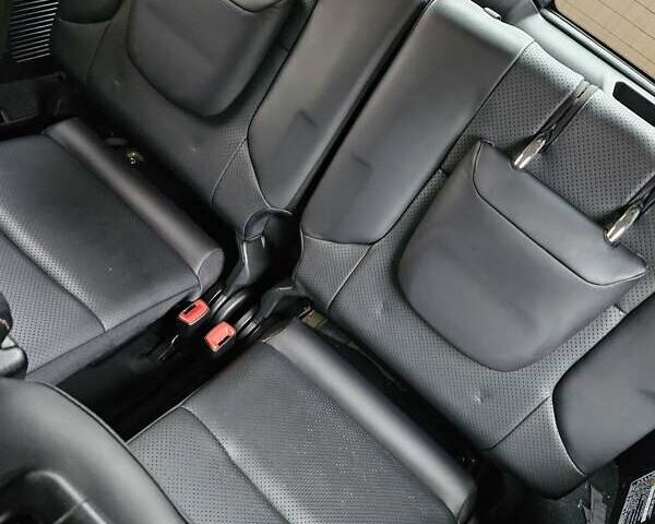 Черный Лексус ГХ, объемом двигателя 4.6 л и пробегом 150 тыс. км за 24500 $, фото 14 на Automoto.ua