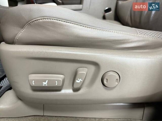 Черный Лексус ГХ, объемом двигателя 4.61 л и пробегом 217 тыс. км за 26400 $, фото 15 на Automoto.ua