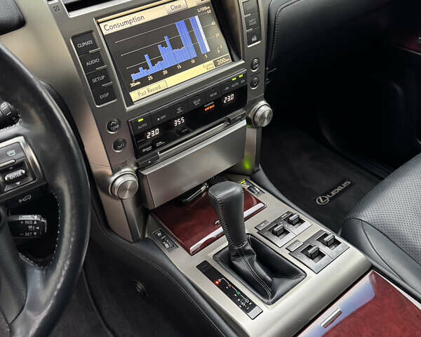 Чорний Лексус ГХ, об'ємом двигуна 4.61 л та пробігом 293 тис. км за 23999 $, фото 16 на Automoto.ua