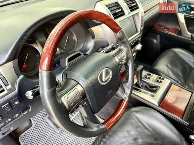 Чорний Лексус ГХ, об'ємом двигуна 4.61 л та пробігом 267 тис. км за 21900 $, фото 57 на Automoto.ua