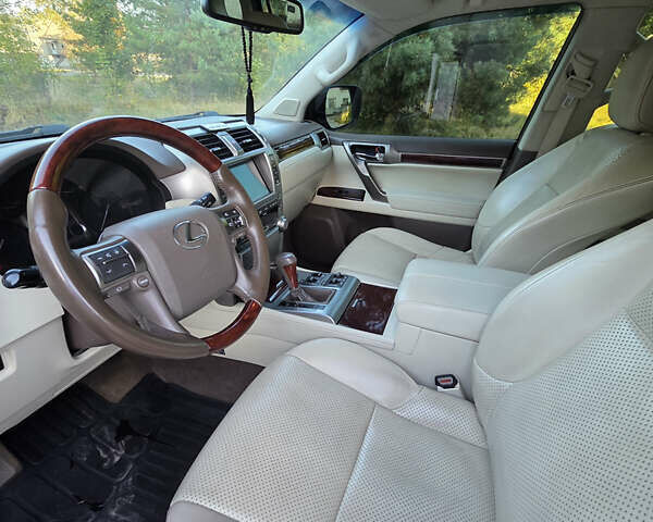 Чорний Лексус ГХ, об'ємом двигуна 4.61 л та пробігом 222 тис. км за 24000 $, фото 5 на Automoto.ua