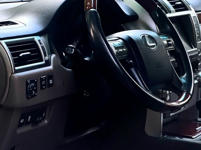 Черный Лексус ГХ, объемом двигателя 4.6 л и пробегом 184 тыс. км за 24300 $, фото 8 на Automoto.ua