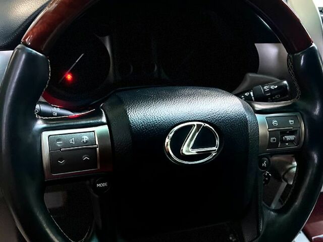 Черный Лексус ГХ, объемом двигателя 4.6 л и пробегом 184 тыс. км за 24300 $, фото 7 на Automoto.ua