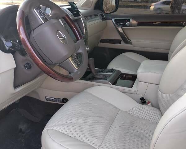 Чорний Лексус ГХ, об'ємом двигуна 4.61 л та пробігом 220 тис. км за 21900 $, фото 3 на Automoto.ua