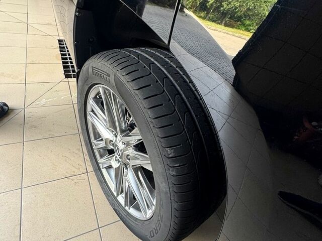 Черный Лексус ГХ, объемом двигателя 4.6 л и пробегом 200 тыс. км за 23500 $, фото 5 на Automoto.ua