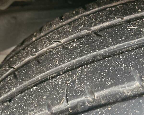 Черный Лексус ГХ, объемом двигателя 4.6 л и пробегом 150 тыс. км за 24500 $, фото 23 на Automoto.ua