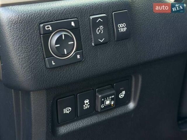 Лексус ГХ 2010 у Харкові на Automoto.ua Чорний Лексус ГХ, об'ємом двигуна 4.61 л та пробігом 211 тис. км за 28500 $, фото 38 на Automoto.ua