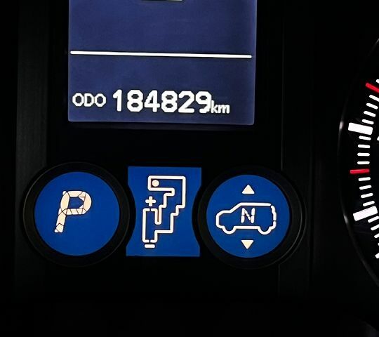 Черный Лексус ГХ, объемом двигателя 4.6 л и пробегом 184 тыс. км за 24300 $, фото 5 на Automoto.ua