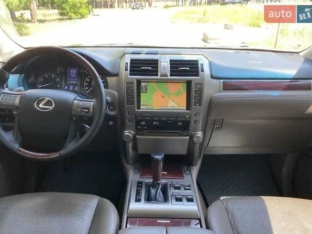 Чорний Лексус ГХ, об'ємом двигуна 4.61 л та пробігом 260 тис. км за 24300 $, фото 1 на Automoto.ua