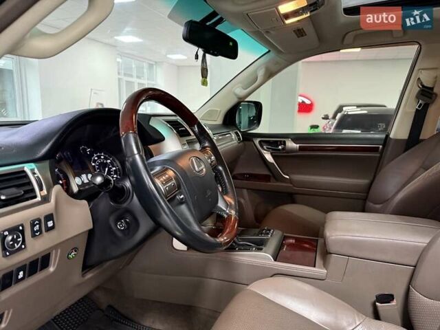 Черный Лексус ГХ, объемом двигателя 4.61 л и пробегом 217 тыс. км за 26400 $, фото 7 на Automoto.ua