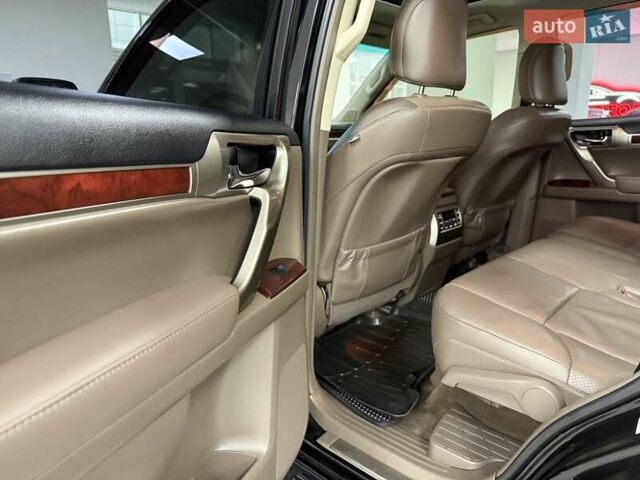 Черный Лексус ГХ, объемом двигателя 4.61 л и пробегом 217 тыс. км за 26400 $, фото 18 на Automoto.ua