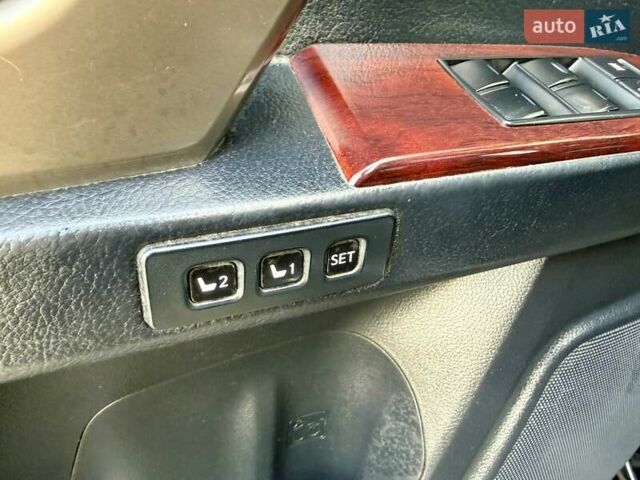 Чорний Лексус ГХ, об'ємом двигуна 4.61 л та пробігом 267 тис. км за 21900 $, фото 92 на Automoto.ua