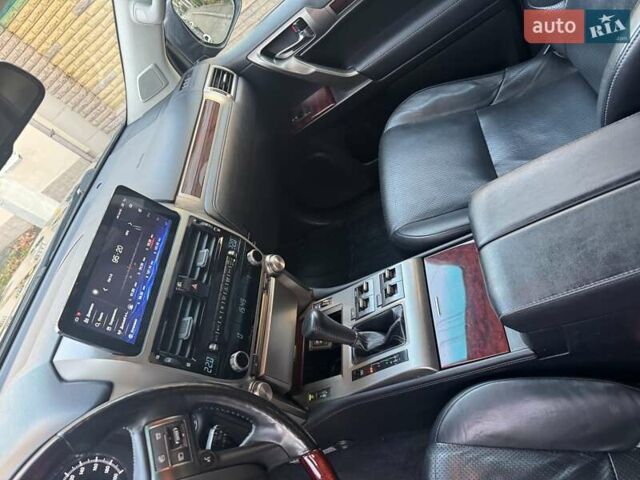 Чорний Лексус ГХ, об'ємом двигуна 4.61 л та пробігом 230 тис. км за 32000 $, фото 10 на Automoto.ua