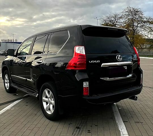 Черный Лексус ГХ, объемом двигателя 4.6 л и пробегом 184 тыс. км за 24300 $, фото 3 на Automoto.ua