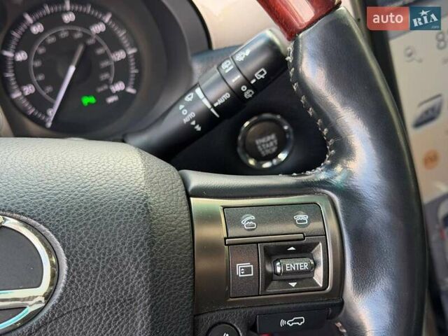 Лексус ГХ 2010 у Харкові на Automoto.ua Чорний Лексус ГХ, об'ємом двигуна 4.61 л та пробігом 211 тис. км за 28500 $, фото 33 на Automoto.ua