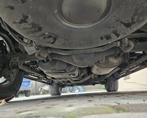 Черный Лексус ГХ, объемом двигателя 4.6 л и пробегом 150 тыс. км за 24500 $, фото 10 на Automoto.ua