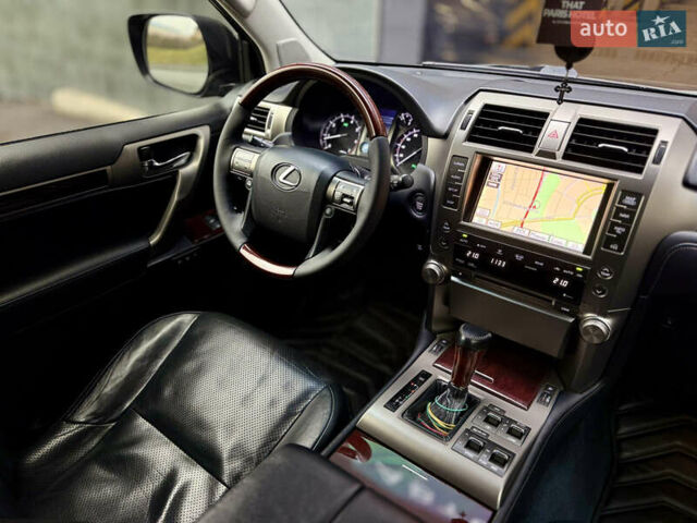 Чорний Лексус ГХ, об'ємом двигуна 4.6 л та пробігом 199 тис. км за 28000 $, фото 20 на Automoto.ua