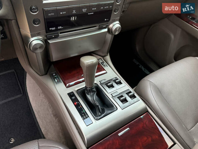 Лексус ГХ 2011 у Києві на Automoto.ua Чорний Лексус ГХ, об'ємом двигуна 4.61 л та пробігом 278 тис. км за 23700 $, фото 11 на Automoto.ua