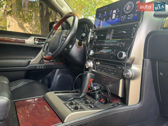 Черный Лексус ГХ, объемом двигателя 4.61 л и пробегом 227 тыс. км за 28000 $, фото 16 на Automoto.ua