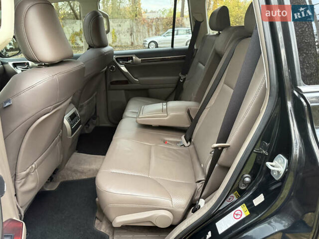 Лексус ГХ 2011 у Києві на Automoto.ua Чорний Лексус ГХ, об'ємом двигуна 4.61 л та пробігом 278 тис. км за 23700 $, фото 109 на Automoto.ua