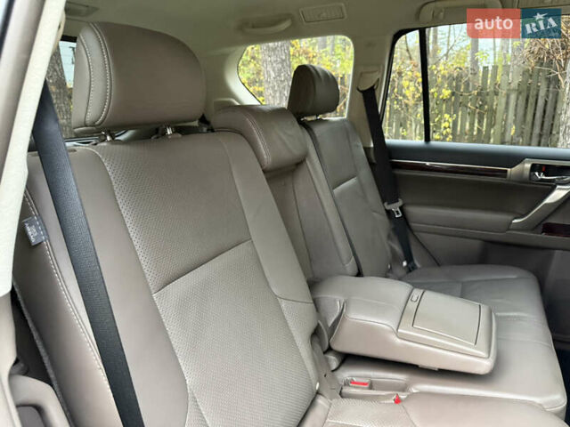 Лексус ГХ 2011 у Києві на Automoto.ua Чорний Лексус ГХ, об'ємом двигуна 4.61 л та пробігом 278 тис. км за 23700 $, фото 129 на Automoto.ua