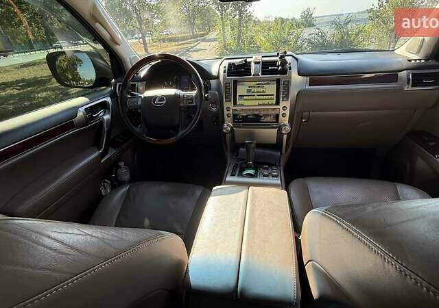 Черный Лексус ГХ, объемом двигателя 4.6 л и пробегом 212 тыс. км за 26500 $, фото 9 на Automoto.ua
