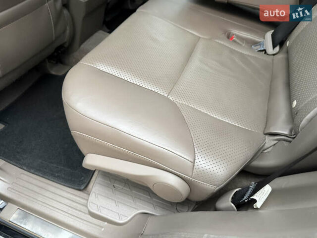 Лексус ГХ 2011 у Києві на Automoto.ua Чорний Лексус ГХ, об'ємом двигуна 4.61 л та пробігом 278 тис. км за 23700 $, фото 107 на Automoto.ua