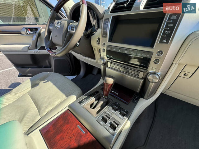 Черный Лексус ГХ, объемом двигателя 4.61 л и пробегом 112 тыс. км за 35500 $, фото 13 на Automoto.ua