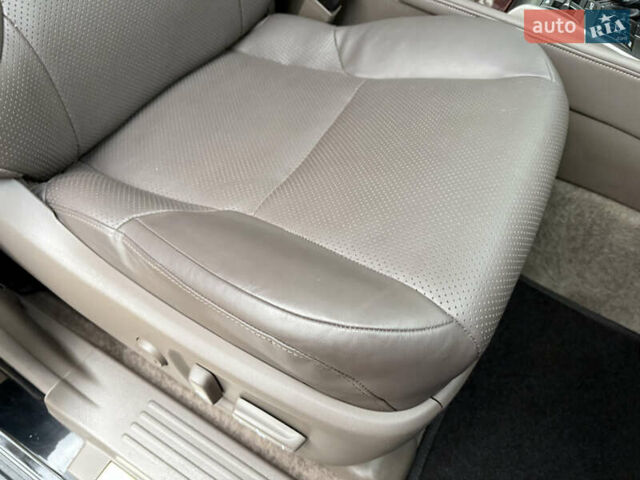 Лексус ГХ 2011 у Києві на Automoto.ua Чорний Лексус ГХ, об'ємом двигуна 4.61 л та пробігом 278 тис. км за 23700 $, фото 140 на Automoto.ua