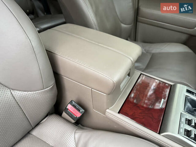 Лексус ГХ 2011 у Києві на Automoto.ua Чорний Лексус ГХ, об'ємом двигуна 4.61 л та пробігом 278 тис. км за 23700 $, фото 145 на Automoto.ua