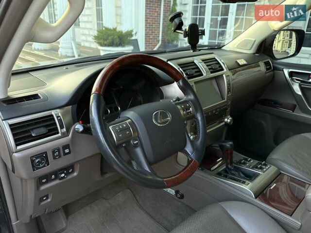 Чорний Лексус ГХ, об'ємом двигуна 4.61 л та пробігом 152 тис. км за 27500 $, фото 25 на Automoto.ua