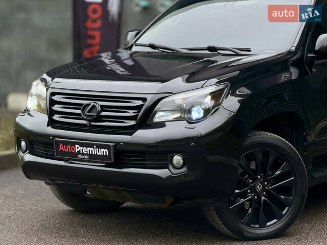 Чорний Лексус ГХ, об'ємом двигуна 4.6 л та пробігом 199 тис. км за 28000 $, фото 1 на Automoto.ua
