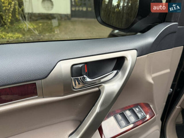 Лексус ГХ 2011 у Києві на Automoto.ua Чорний Лексус ГХ, об'ємом двигуна 4.61 л та пробігом 278 тис. км за 23700 $, фото 66 на Automoto.ua