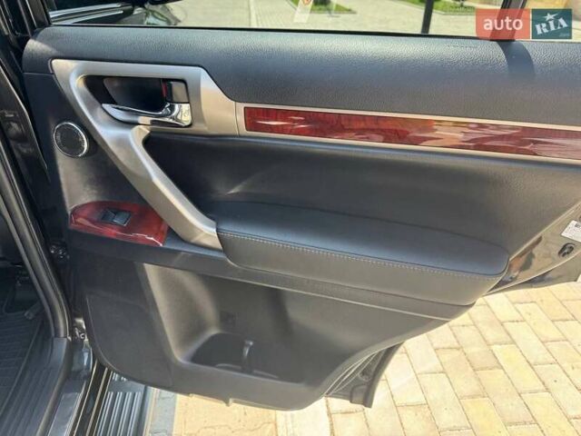 Черный Лексус ГХ, объемом двигателя 4.61 л и пробегом 196 тыс. км за 27500 $, фото 20 на Automoto.ua