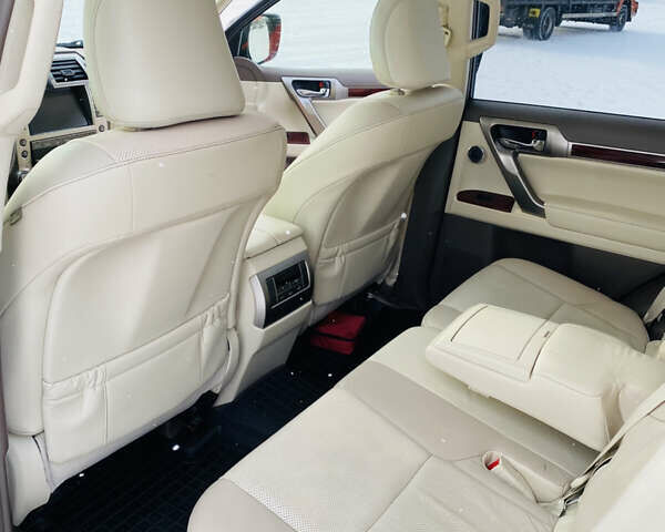 Чорний Лексус ГХ, об'ємом двигуна 4.6 л та пробігом 189 тис. км за 28800 $, фото 14 на Automoto.ua