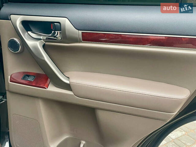 Черный Лексус ГХ, объемом двигателя 4.61 л и пробегом 208 тыс. км за 29900 $, фото 27 на Automoto.ua