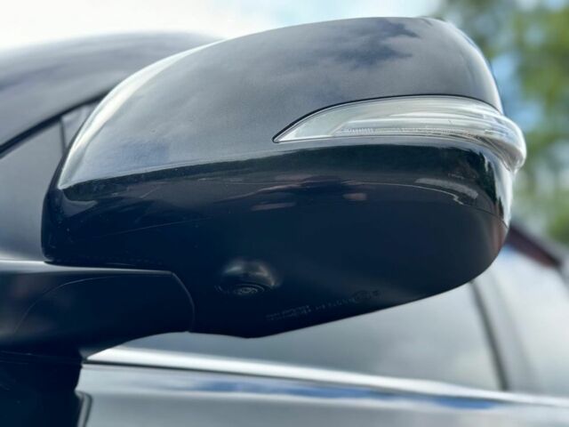 Черный Лексус ГХ, объемом двигателя 0 л и пробегом 208 тыс. км за 30300 $, фото 13 на Automoto.ua