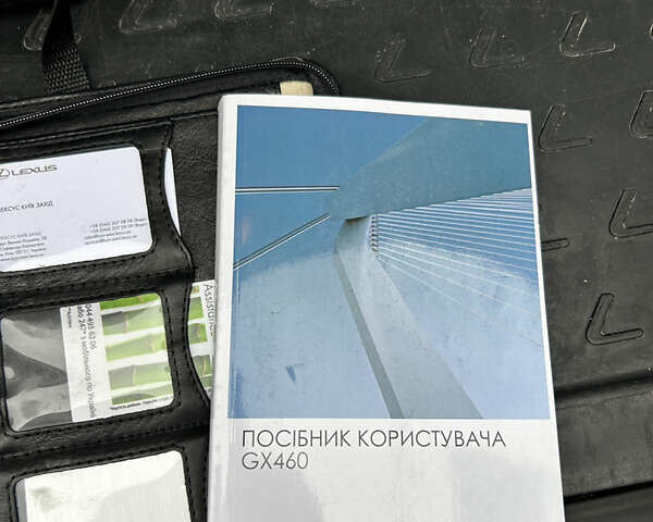 Чорний Лексус ГХ, об'ємом двигуна 4.61 л та пробігом 245 тис. км за 28000 $, фото 28 на Automoto.ua