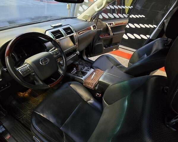 Чорний Лексус ГХ, об'ємом двигуна 4.61 л та пробігом 69 тис. км за 32999 $, фото 13 на Automoto.ua