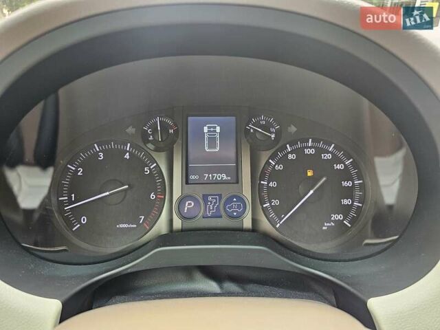 Черный Лексус ГХ, объемом двигателя 4.61 л и пробегом 72 тыс. км за 36000 $, фото 3 на Automoto.ua