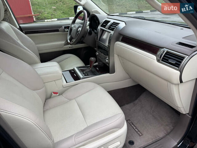 Чорний Лексус ГХ, об'ємом двигуна 4.6 л та пробігом 147 тис. км за 29999 $, фото 11 на Automoto.ua