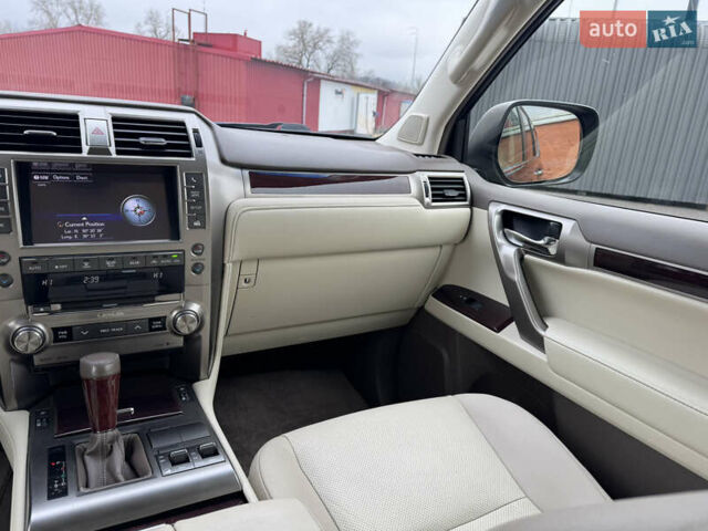 Чорний Лексус ГХ, об'ємом двигуна 4.6 л та пробігом 147 тис. км за 29999 $, фото 26 на Automoto.ua