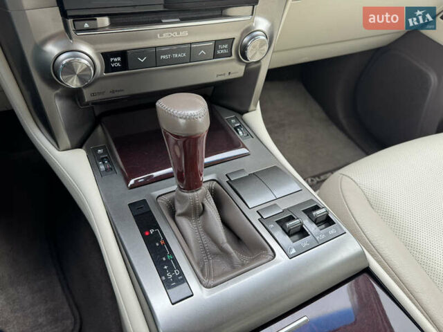 Чорний Лексус ГХ, об'ємом двигуна 4.6 л та пробігом 147 тис. км за 29999 $, фото 37 на Automoto.ua