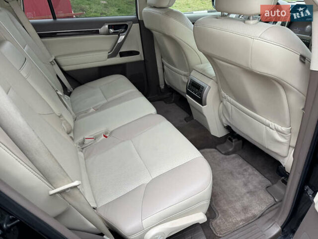 Чорний Лексус ГХ, об'ємом двигуна 4.6 л та пробігом 147 тис. км за 29999 $, фото 15 на Automoto.ua