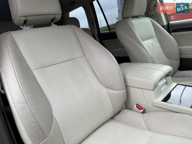 Чорний Лексус ГХ, об'ємом двигуна 4.6 л та пробігом 147 тис. км за 29999 $, фото 13 на Automoto.ua